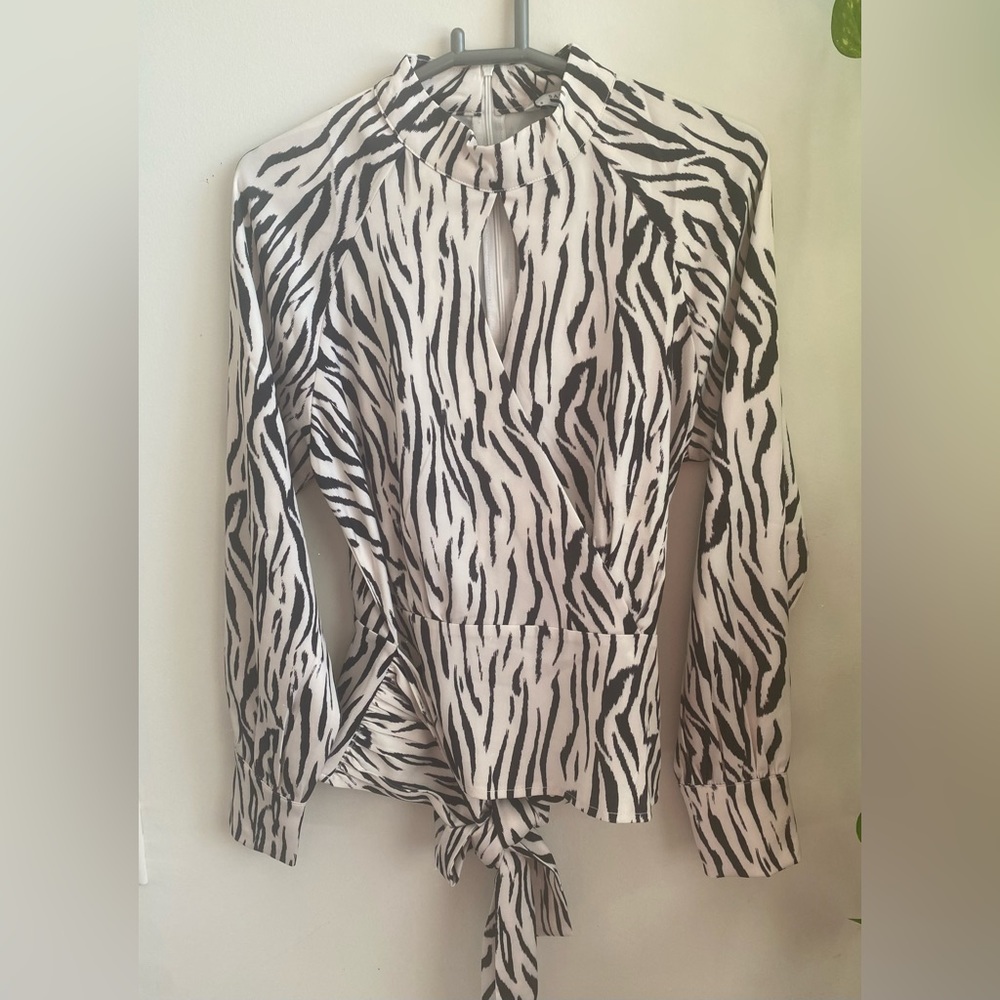 zebra printed blouse (black and white)